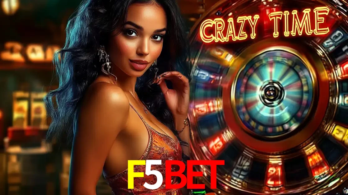 Mulher elegante ao lado da vibrante roda da fortuna do jogo de cassino ao vivo Crazy Time, um dos game shows mais populares e cheios de prêmios do F5BET.